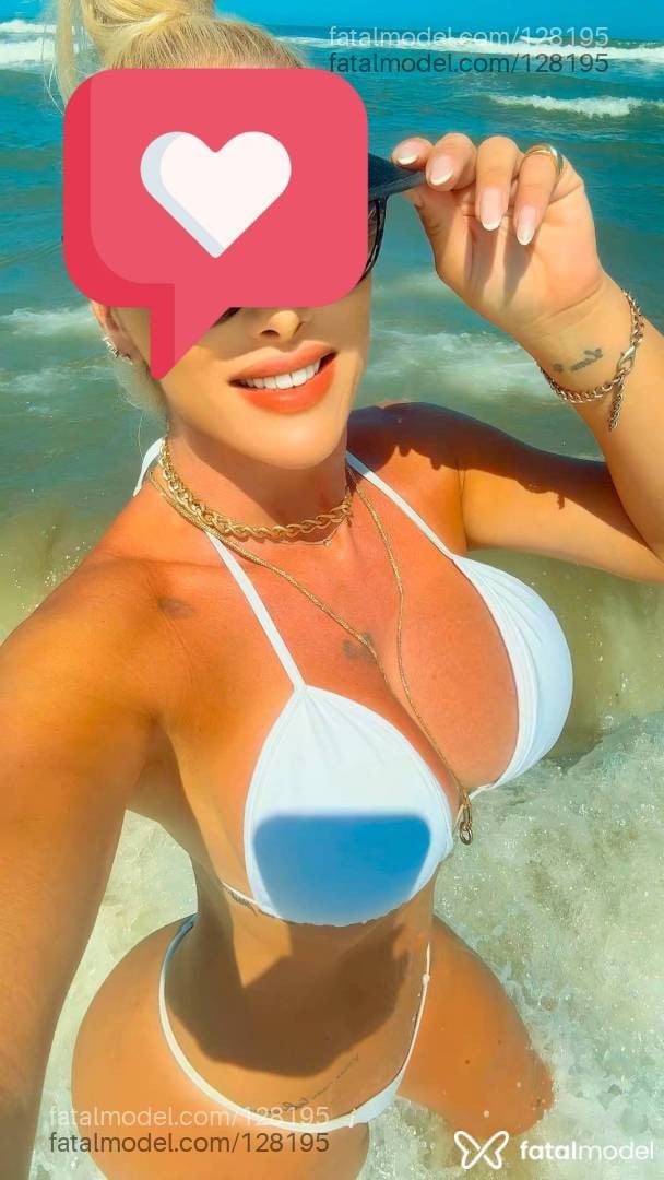Acompanhante mulher loira (o) de olhos mel - Nati