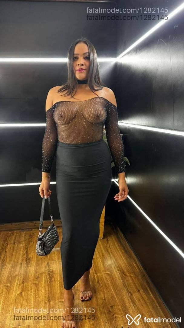 Acompanhante mulher morena (o) de olhos castanhos em Rio de Janeiro Acompanhante mulher morena (o) de olhos castanhos em Rio de Janeiro - Larissa monteiro