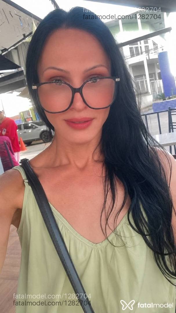Acompanhante mulher trans morena (o) de olhos pretos em Limeira - Bella