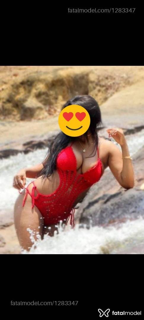 Acompanhante mulher com cabelo castanho de olhos castanhos em Ariquemes - Julia