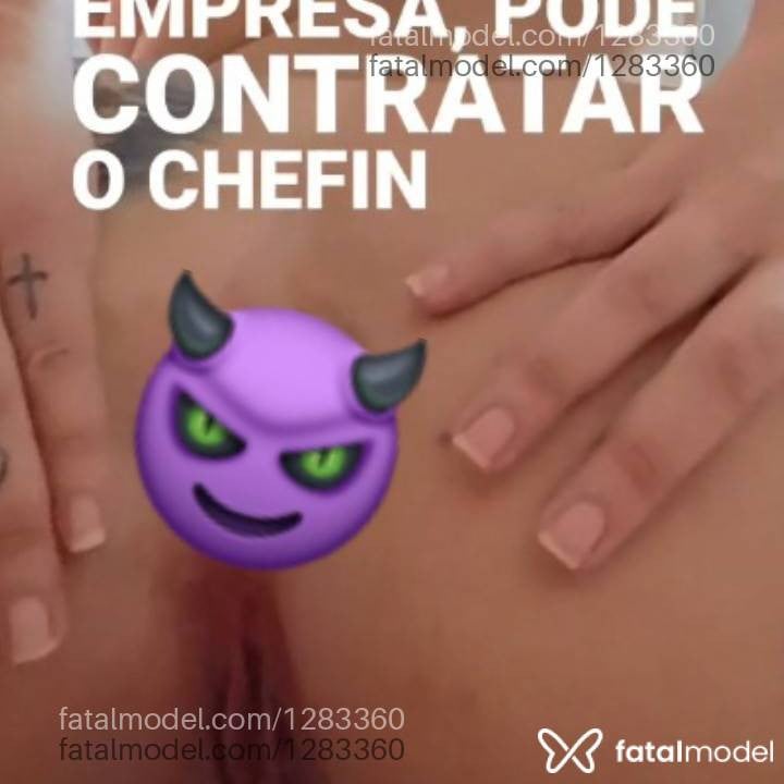 Acompanhante mulher loira (o) de olhos castanhos - Lorena Nakamura