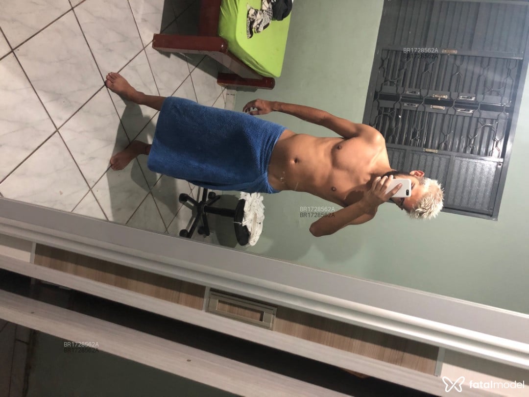 Acompanhante homem com cabelo castanho de olhos castanhos em Ribeirão Preto - Andreas