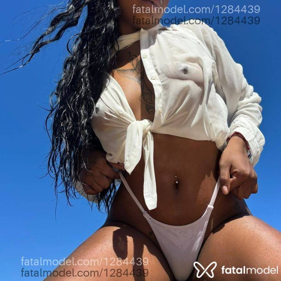 Acompanhante mulher morena (o) de olhos castanhos - Yara Acompanhante mulher morena (o) de olhos castanhos - Yara