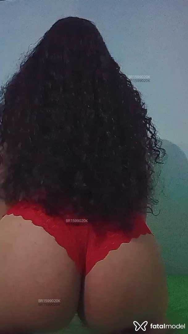 Acompanhante mulher com cabelo castanho de olhos castanhos em Virtual Acompanhante mulher com cabelo castanho de olhos castanhos em Virtual - ViviSapeca