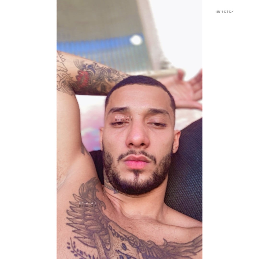 Acompanhante homem morena (o) de olhos mel em Rio de Janeiro - Matheusinho