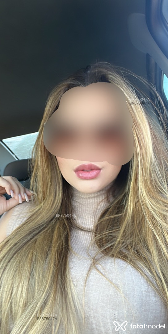 Acompanhante mulher com cabelo castanho de olhos castanhos em Maringá - Manuela