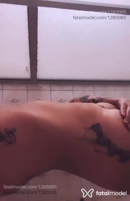 Acompanhante mulher morena (o) de olhos verdes em Curitiba - Vitória Dias