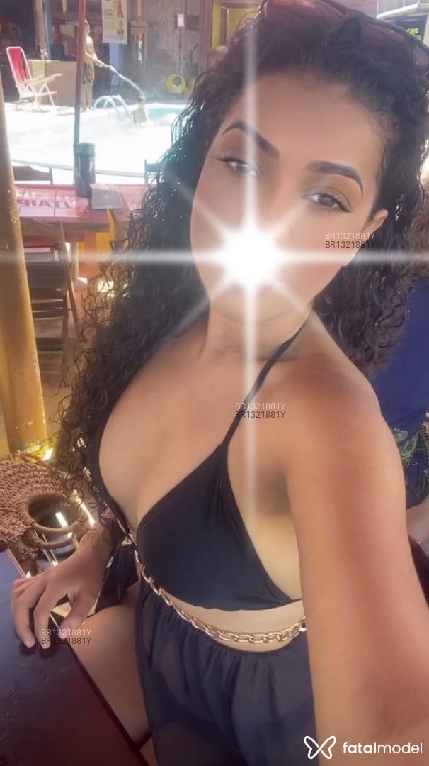 Acompanhante mulher morena (o) de olhos castanhos em Bauru Acompanhante mulher morena (o) de olhos castanhos em Bauru - Emily