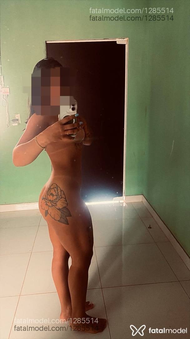 Acompanhante mulher morena (o) de olhos castanhos - Amanda golf
