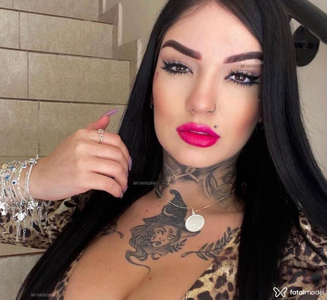 Acompanhante mulher morena (o) de olhos castanhos em São José dos Campos - Natália Freitas