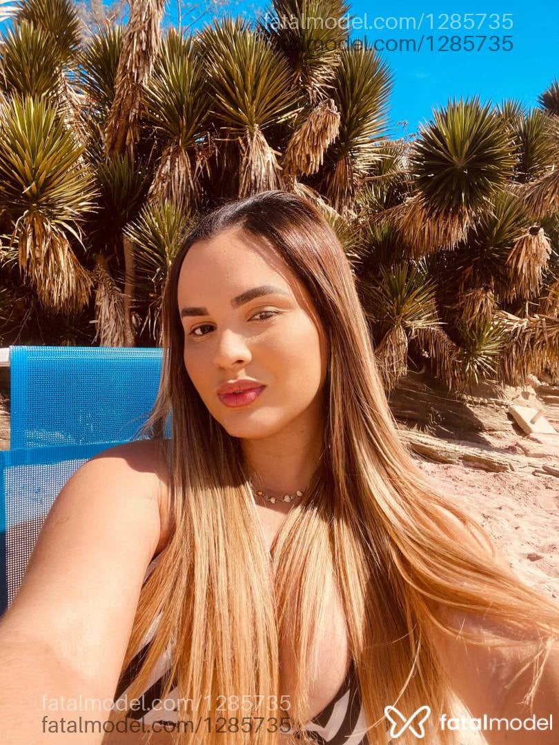 Acompanhante mulher loira (o) de olhos castanhos - Aylla Antonelli Acompanhante mulher loira (o) de olhos castanhos - Aylla Antonelli