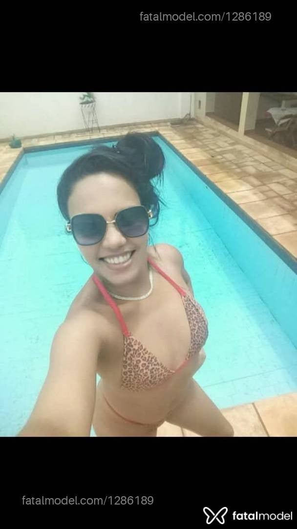Acompanhante mulher morena (o) de olhos mel em Araçatuba - Viviane Muller