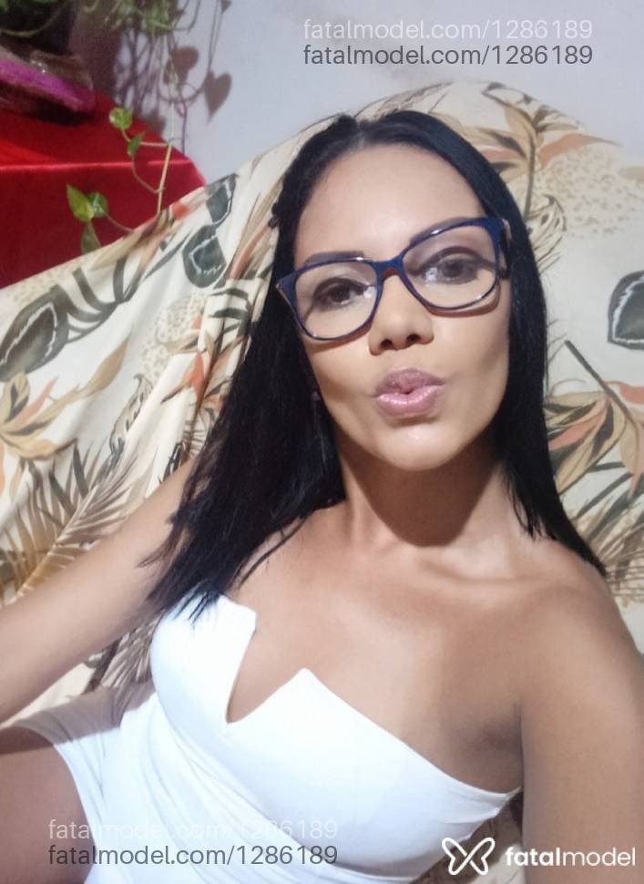 Acompanhante mulher morena (o) de olhos mel em Araçatuba - Viviane Muller