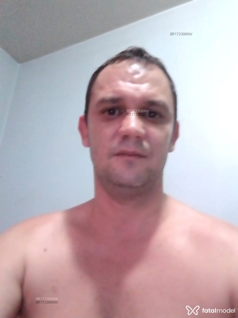 Acompanhante homem loira (o) de olhos mel em Sapucaia do Sul Acompanhante homem loira (o) de olhos mel em Sapucaia do Sul - Marcos Vinicius
