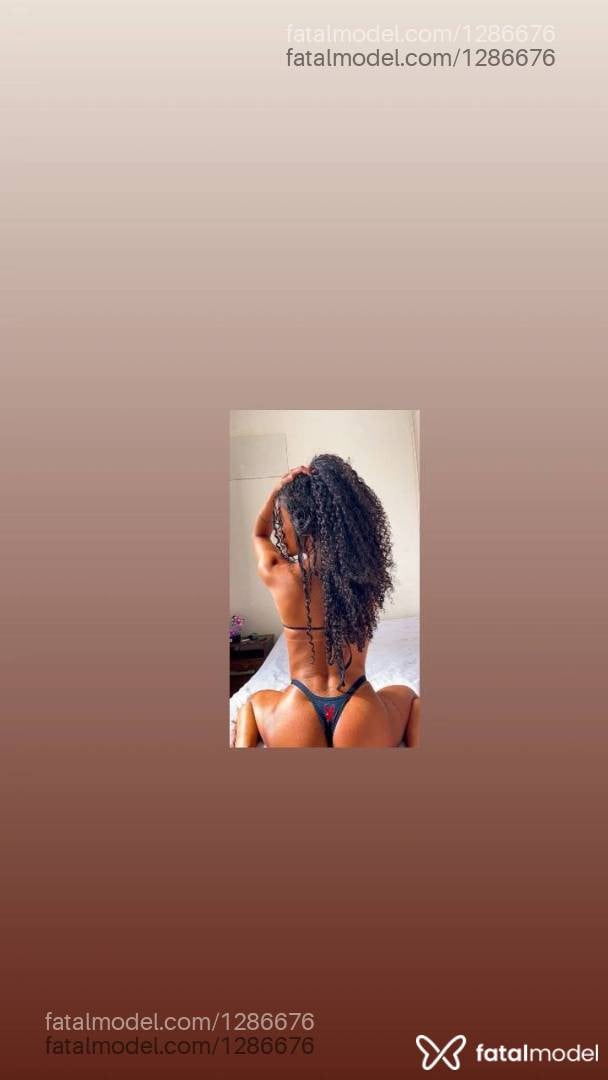 Acompanhante mulher morena (o) de olhos castanhos - Jaady Lopes