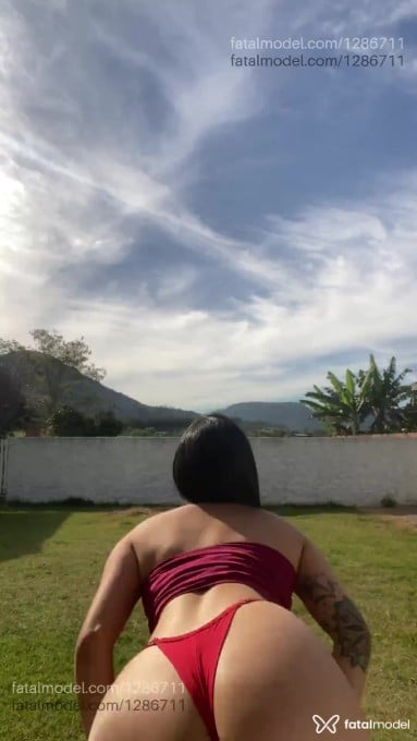 Acompanhante mulher com cabelo castanho de olhos castanhos em Jaraguá do Sul - Bela