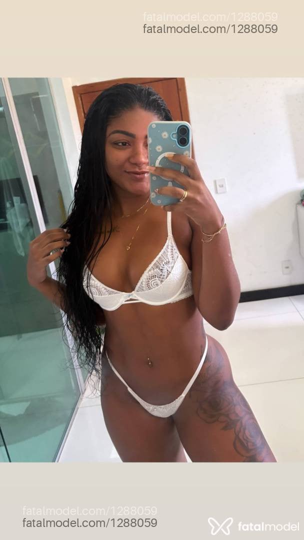 Acompanhante mulher morena (o) de olhos pretos em Ipatinga - Natália Fernandes