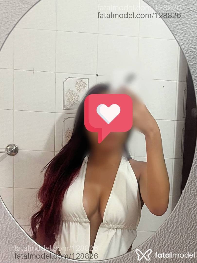 Acompanhante mulher com cabelo castanho de olhos pretos - Maiara Acompanhante mulher com cabelo castanho de olhos pretos - Maiara