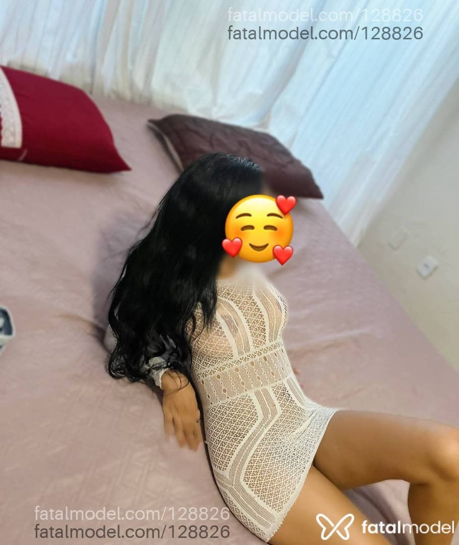 Acompanhante mulher morena (o) de olhos pretos - Maiara