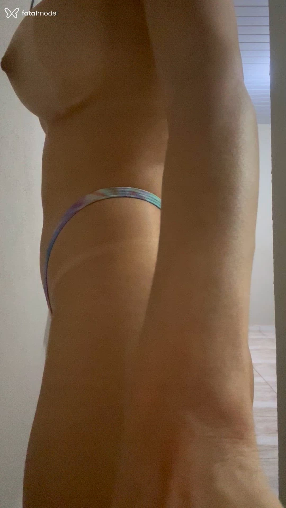 Acompanhante mulher morena (o) de olhos castanhos em Nova Mutum Acompanhante mulher morena (o) de olhos castanhos em Nova Mutum - Yasmin