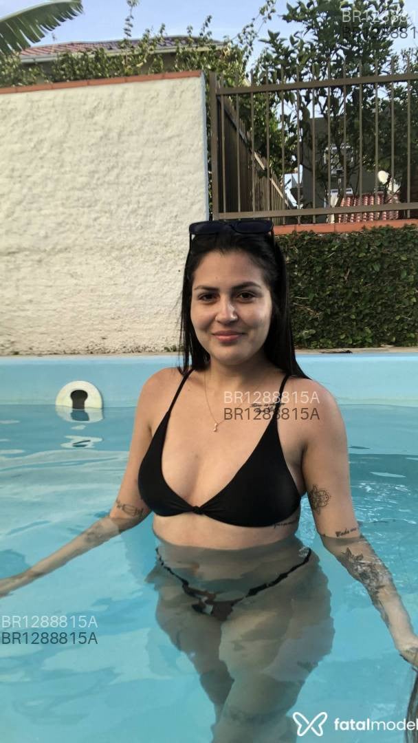 Acompanhante mulher morena (o) de olhos pretos - Ana Laura Acompanhante mulher morena (o) de olhos pretos - Ana Laura