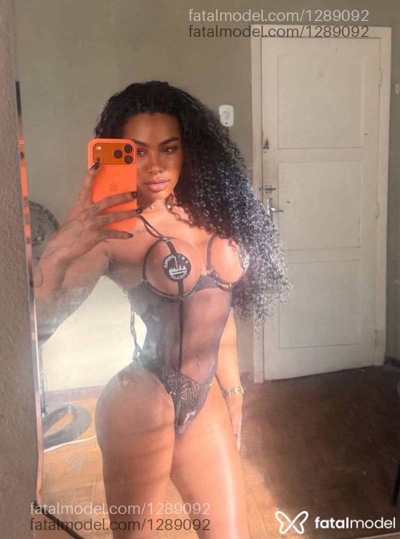 Acompanhante mulher trans morena (o) de olhos castanhos em Volta Redonda - FANNY MIONZINHA