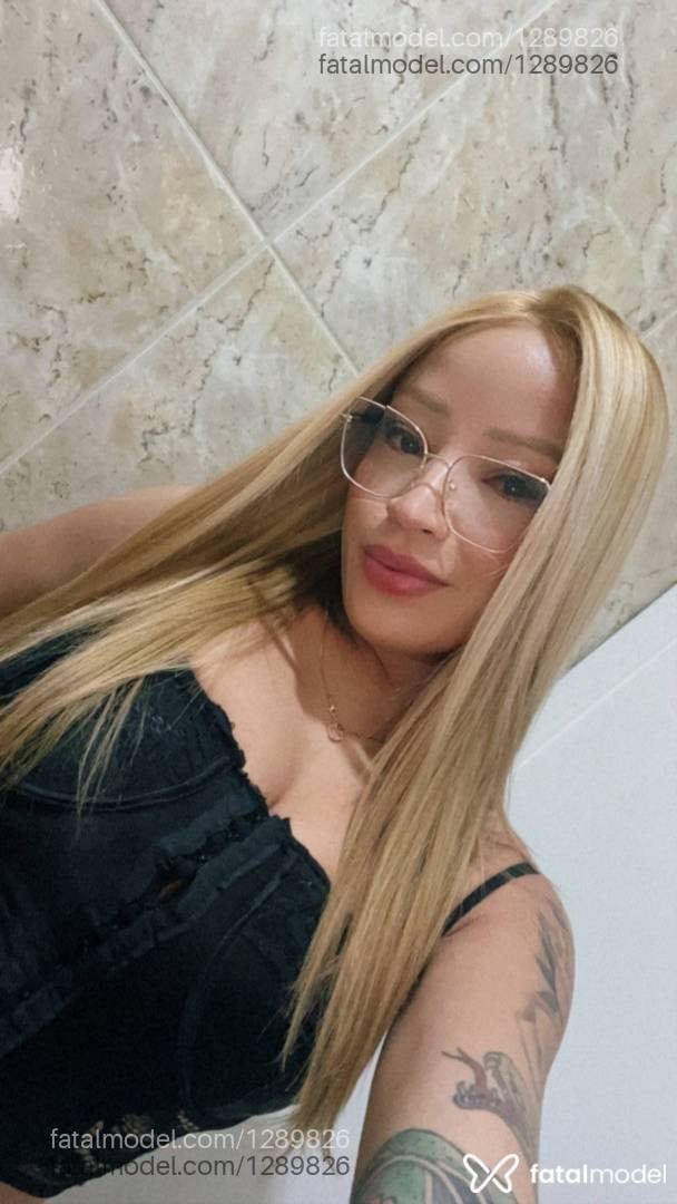 Acompanhante mulher ruiva (o) de olhos mel - Isabella