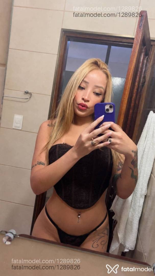 Acompanhante mulher ruiva (o) de olhos mel - Isabella