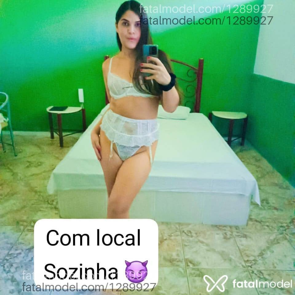 Acompanhante mulher trans com cabelo castanho de olhos castanhos em Pato Branco - Sabrina