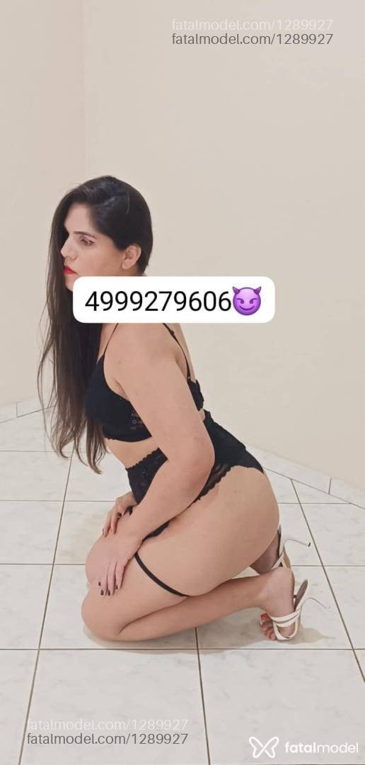 Acompanhante mulher trans com cabelo castanho de olhos castanhos em Pato Branco - Sabrina