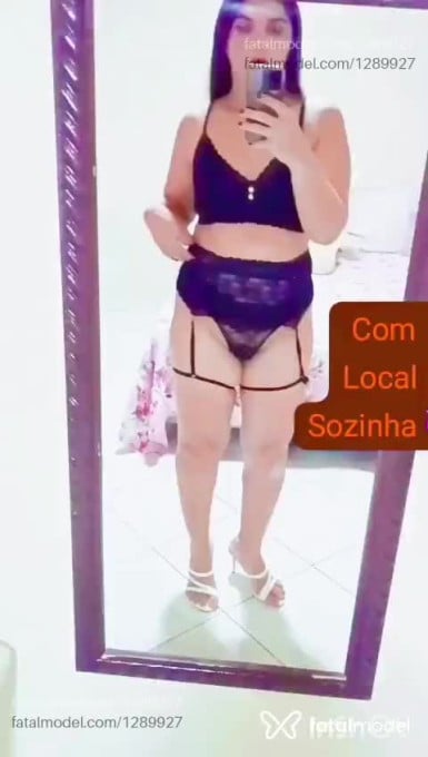 Acompanhante mulher trans com cabelo castanho de olhos castanhos em Pato Branco Acompanhante mulher trans com cabelo castanho de olhos castanhos em Pato Branco - Sabrina