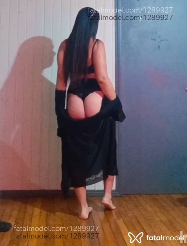 Acompanhante mulher trans com cabelo castanho de olhos castanhos - Sabrina