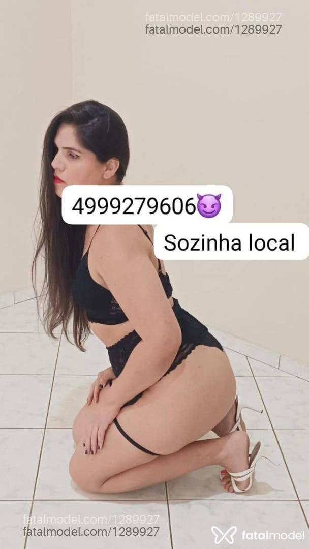 Acompanhante mulher trans com cabelo castanho de olhos castanhos em Pato Branco - Sabrina