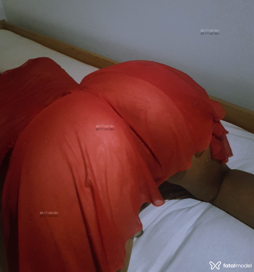 Acompanhante mulher com cabelo castanho de olhos castanhos - Anitta