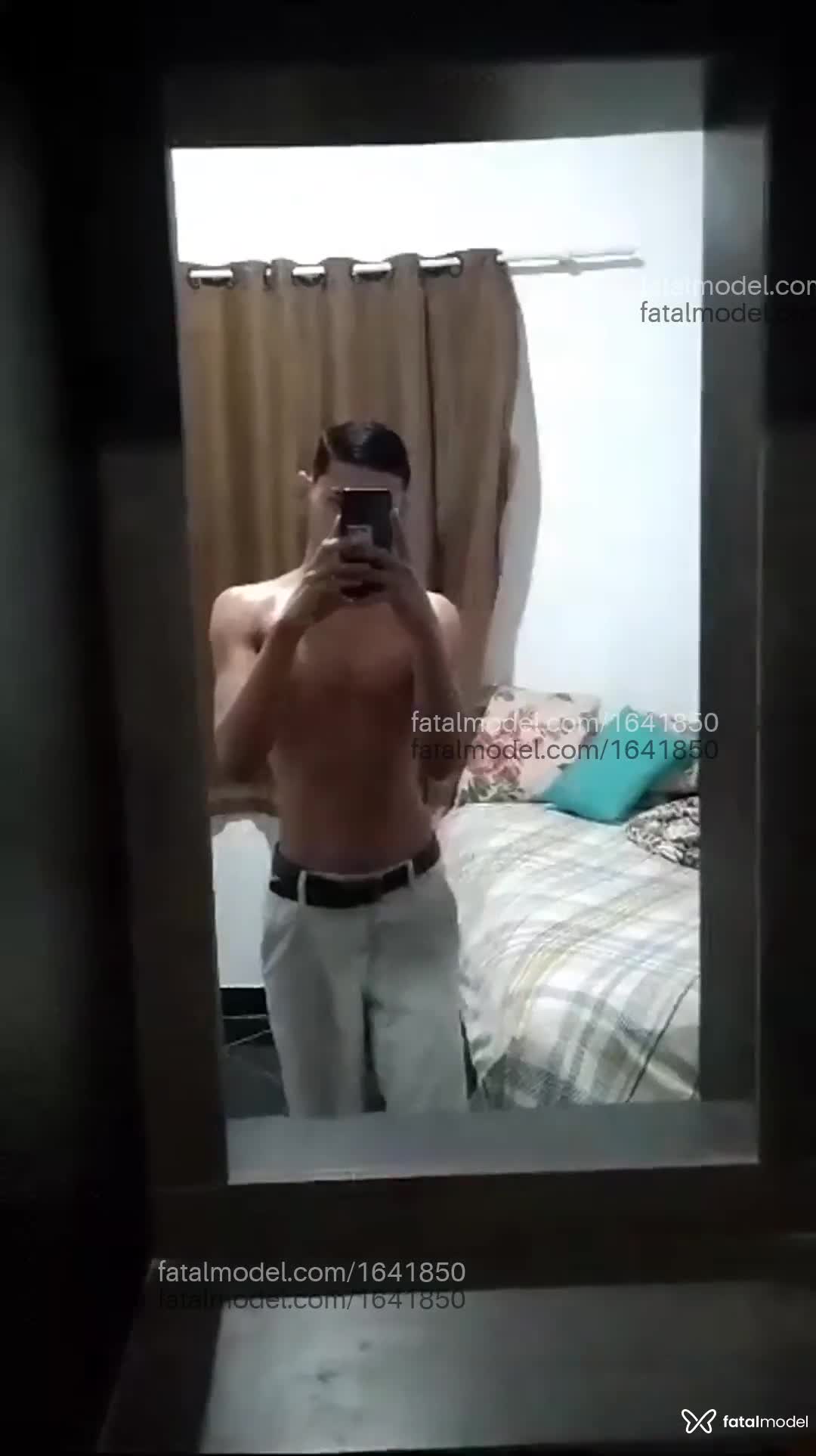 Acompanhante homem morena (o) de olhos castanhos em Serra Acompanhante homem morena (o) de olhos castanhos em Serra - Kendrick oliveira