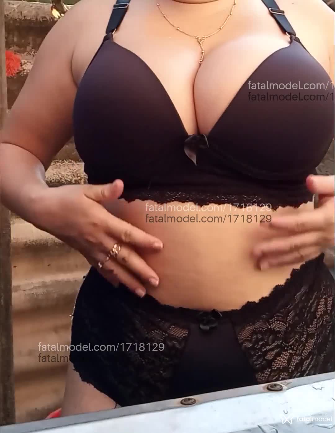 Acompanhante mulher morena (o) de olhos castanhos em Porto Velho - Quell
