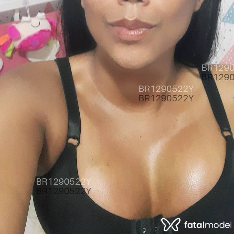 Acompanhante mulher trans morena (o) de olhos castanhos em Macapá Acompanhante mulher trans morena (o) de olhos castanhos em Macapá - Savannah Souza