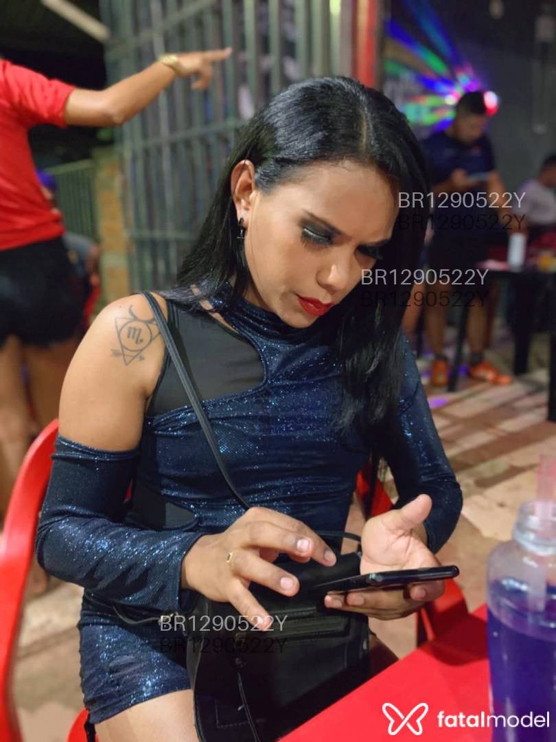 Acompanhante mulher trans morena (o) de olhos castanhos em Macapá Acompanhante mulher trans morena (o) de olhos castanhos em Macapá - Savannah Souza