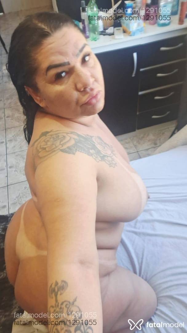 Acompanhante mulher morena (o) de olhos castanhos - Cléo Monteiro