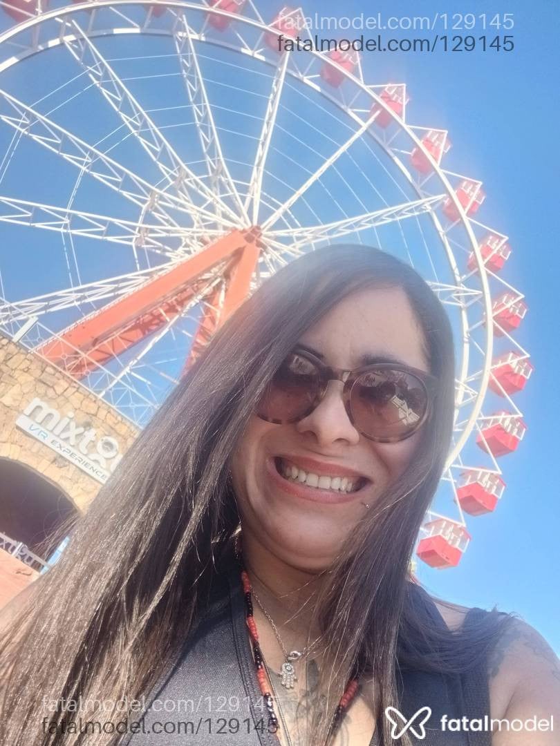 Acompanhante mulher com cabelo castanho de olhos azuis em Atibaia - Jujuzinha