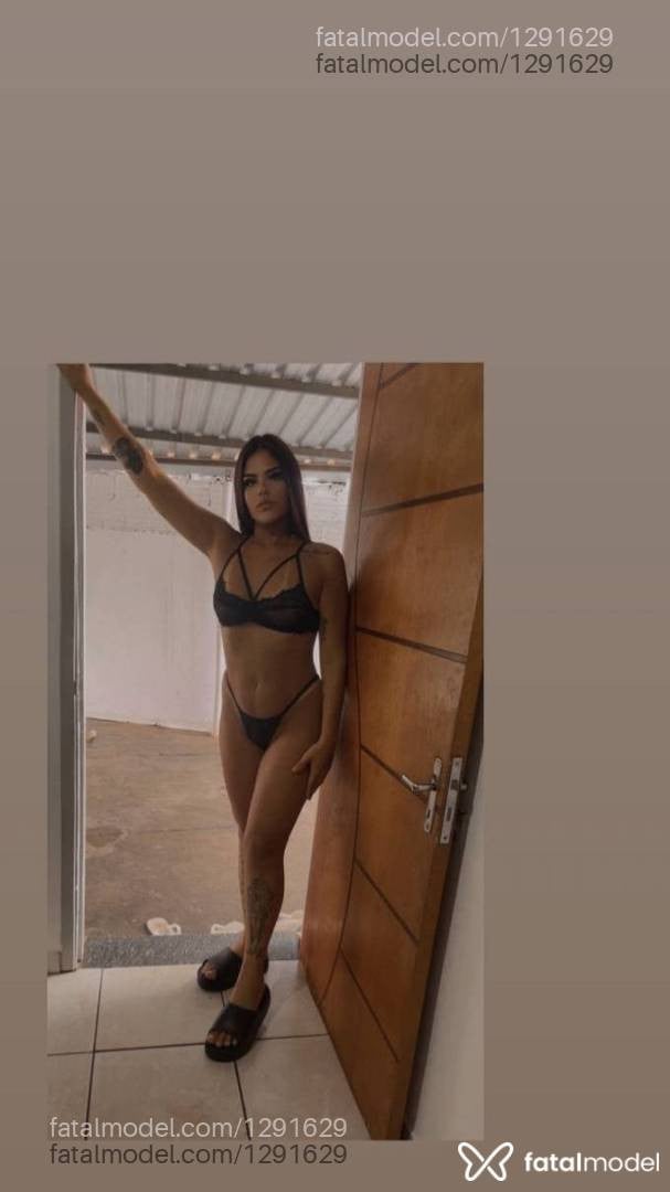 Acompanhante mulher morena (o) de olhos castanhos - Agatha