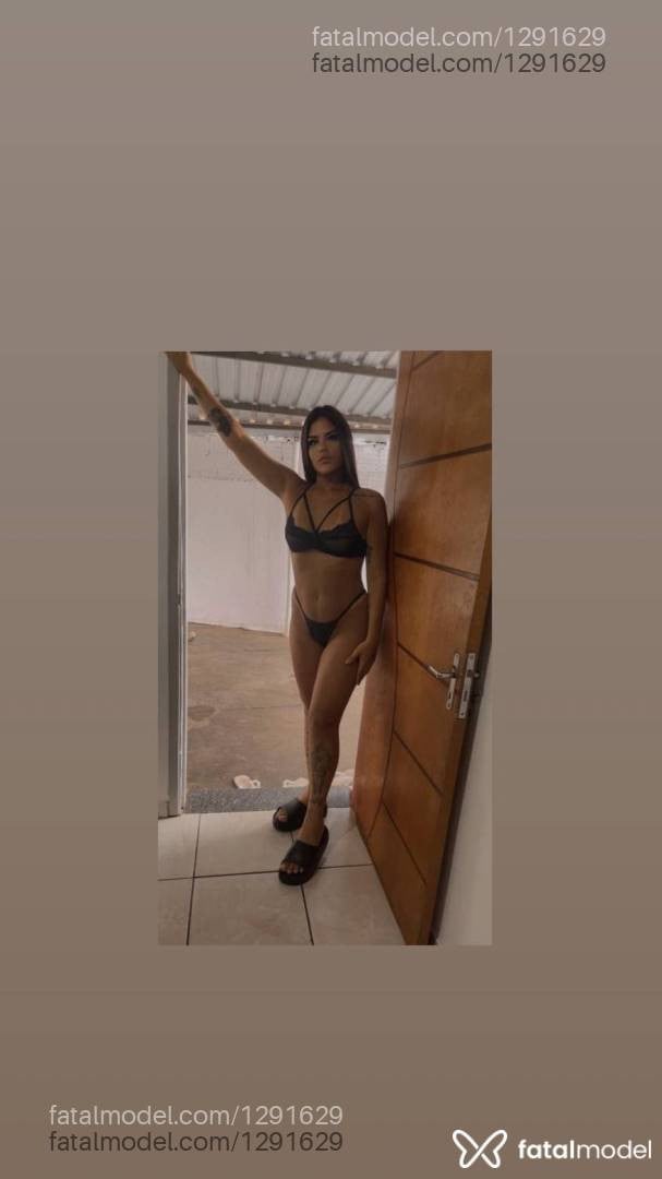 Acompanhante mulher morena (o) de olhos castanhos - Agatha