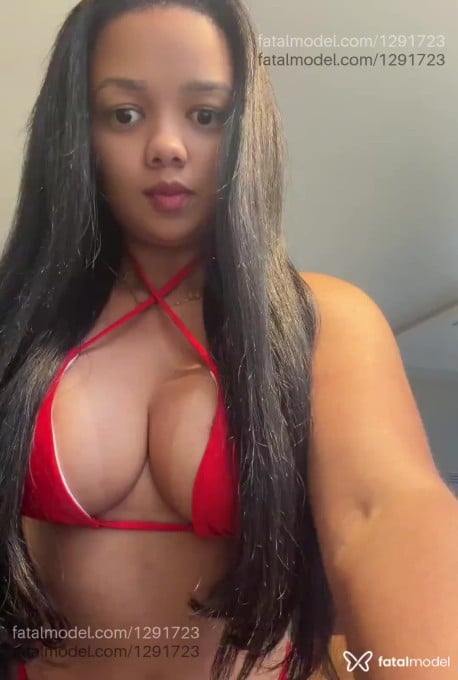 Acompanhante mulher morena (o) de olhos castanhos em Telêmaco Borba Acompanhante mulher morena (o) de olhos castanhos em Telêmaco Borba - Luiza