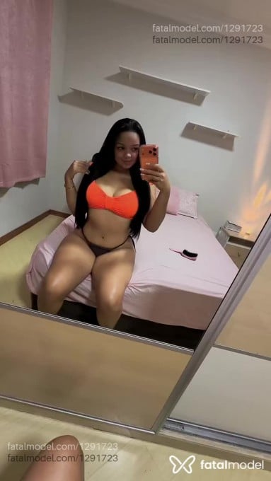 Acompanhante mulher morena (o) de olhos castanhos em Telêmaco Borba Acompanhante mulher morena (o) de olhos castanhos em Telêmaco Borba - Luiza