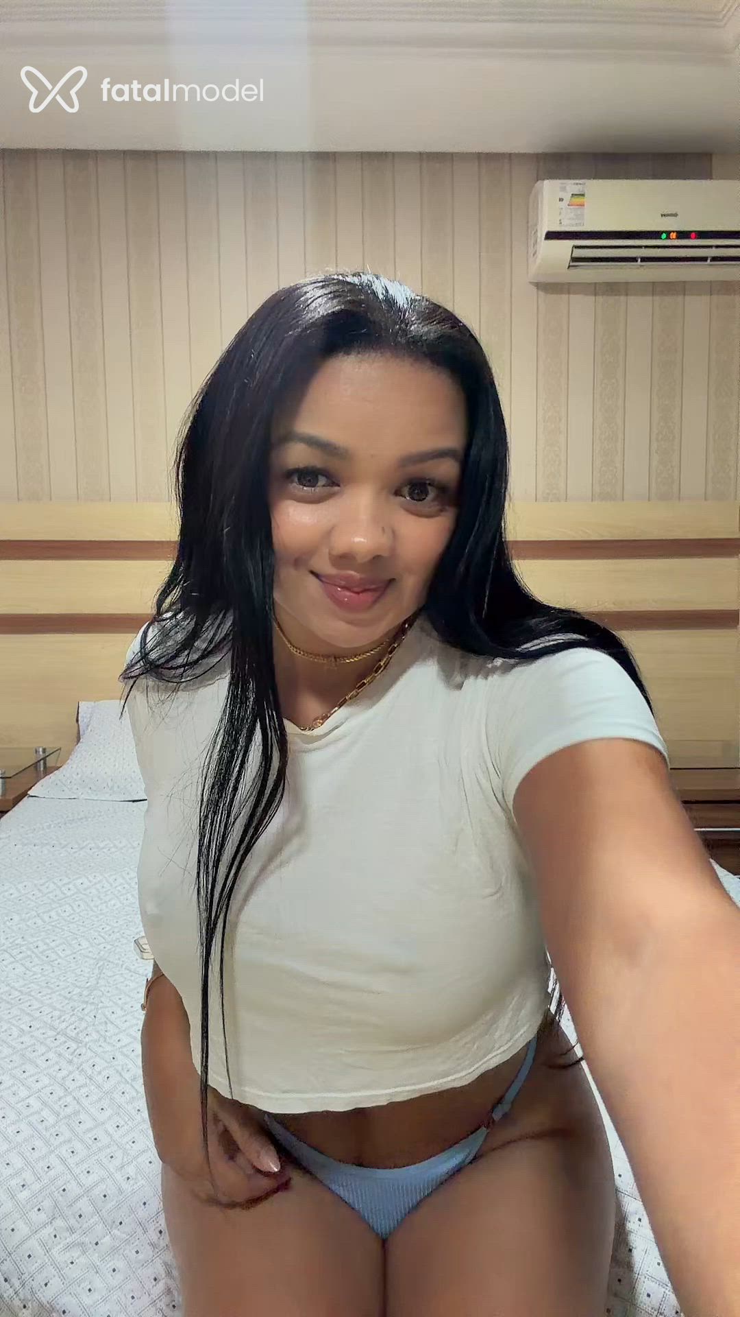 Acompanhante mulher morena (o) de olhos castanhos em Telêmaco Borba Acompanhante mulher morena (o) de olhos castanhos em Telêmaco Borba - Luiza