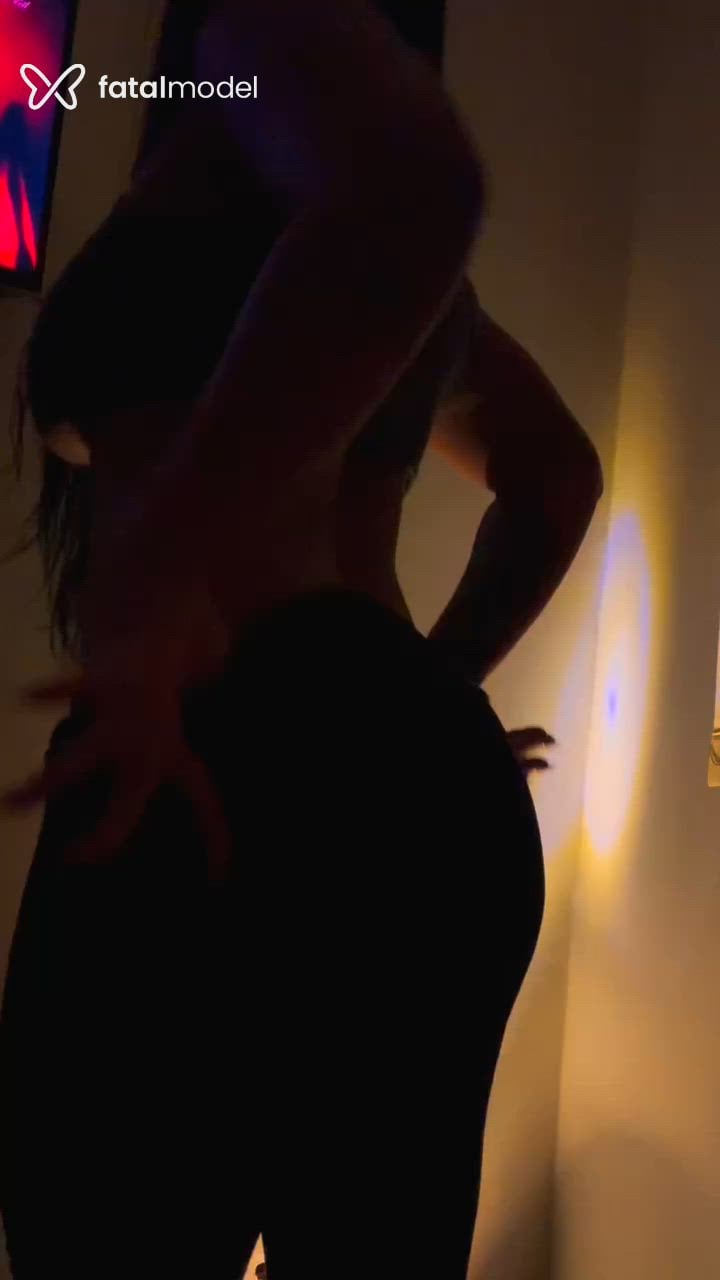 Acompanhante mulher com cabelo castanho de olhos castanhos em Jaboticabal - Camila