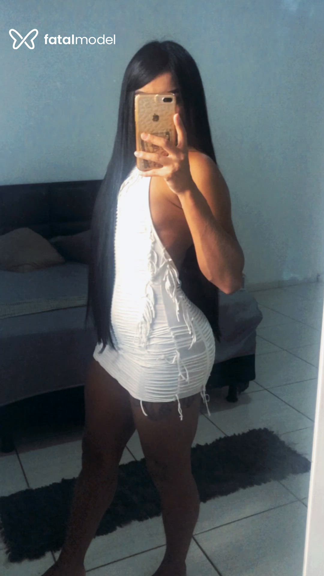 Acompanhante mulher morena (o) de olhos pretos - Stella Condessa Acompanhante mulher morena (o) de olhos pretos - Stella Condessa