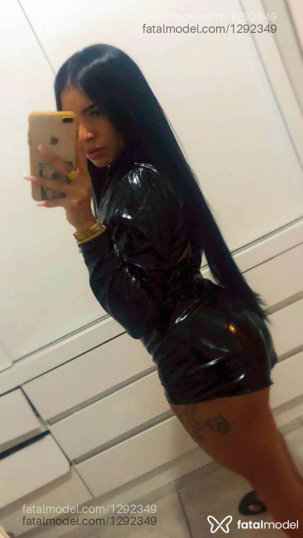 Acompanhante mulher morena (o) de olhos pretos em Belo Horizonte - Stella Condessa
