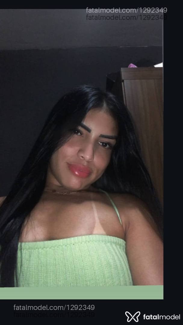 Acompanhante mulher morena (o) de olhos pretos em Cláudio - Stella Condessa