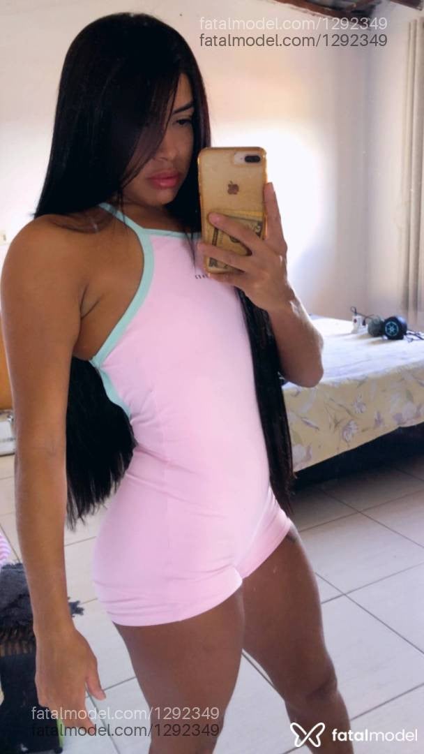 Acompanhante mulher morena (o) de olhos pretos em Belo Horizonte - Stella Condessa